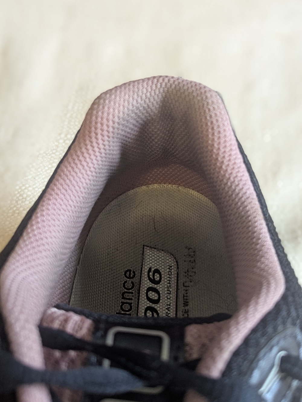New Balance Eclipse/Pink Taffy Running Shoes (Men's 10, Women's 11.5) - Picture 11 of 12